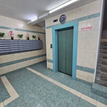 Сдается 2-х комнатная квартира, 60 м²