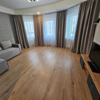 Сдается 2-х комнатная квартира, 60 м²