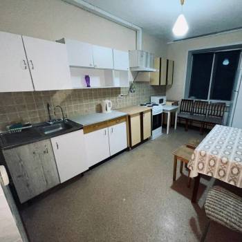 Сдается Многокомнатная квартира, 75,4 м²