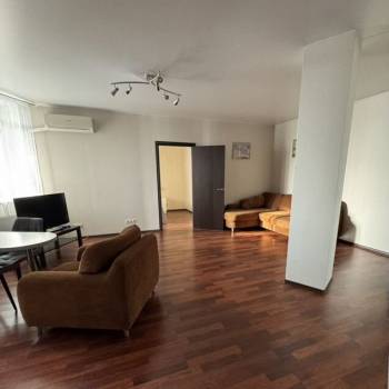 Сдается 2-х комнатная квартира, 56,7 м²