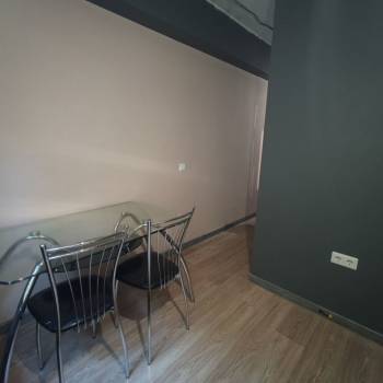 Продается 1-комнатная квартира, 29,5 м²