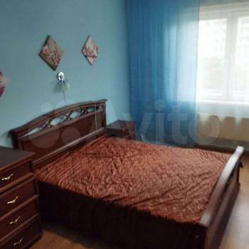 Сдается Многокомнатная квартира, 110 м²
