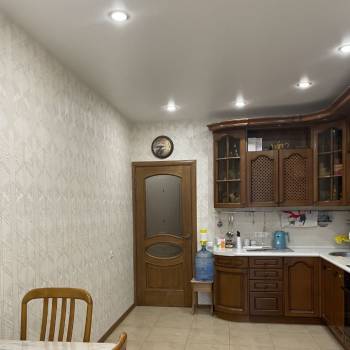 Сдается 2-х комнатная квартира, 85 м²