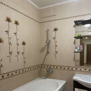 Сдается 2-х комнатная квартира, 85 м²