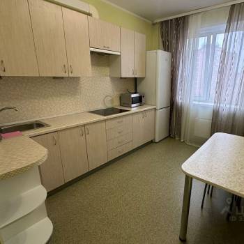 Сдается 1-комнатная квартира, 43 м²