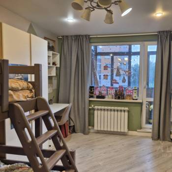 Продается 3-х комнатная квартира, 56 м²