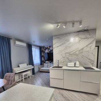 Продается 3-х комнатная квартира, 56 м²
