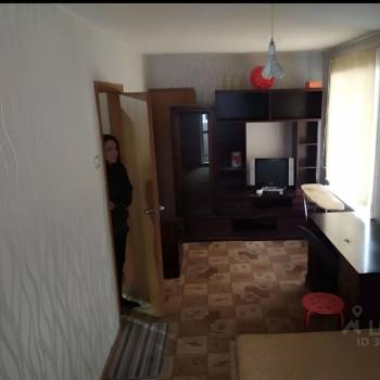 Продается Многокомнатная квартира, 73,8 м²