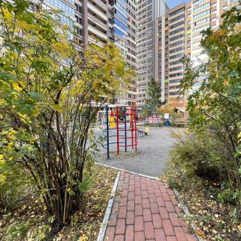 Сдается Многокомнатная квартира, 98,6 м²