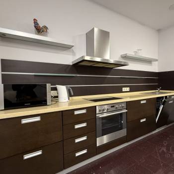Сдается Многокомнатная квартира, 98,6 м²