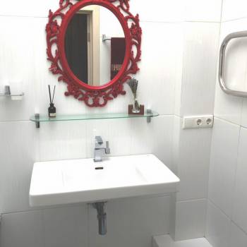 Сдается 1-комнатная квартира, 52 м²