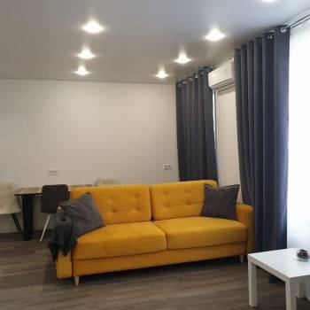 Продается 1-комнатная квартира, 51,5 м²