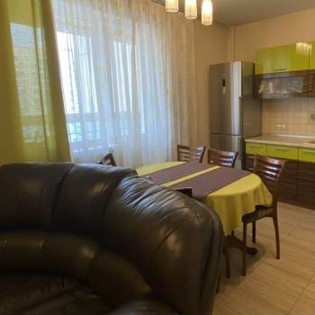 Продается 3-х комнатная квартира, 95 м²