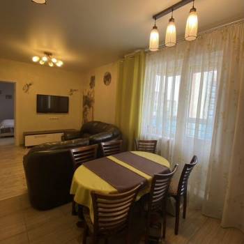 Продается 3-х комнатная квартира, 95 м²