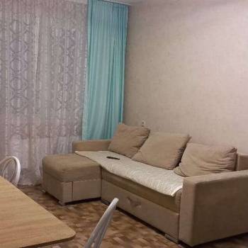 Сдается Многокомнатная квартира, 60 м²