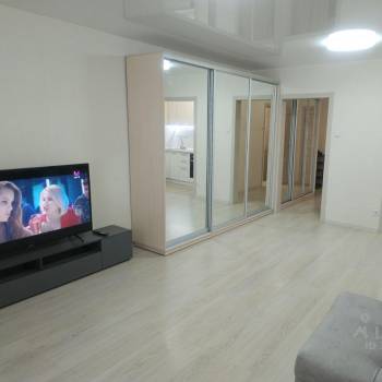 Сдается 1-комнатная квартира, 39 м²