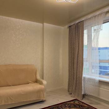 Сдается Многокомнатная квартира, 68 м²