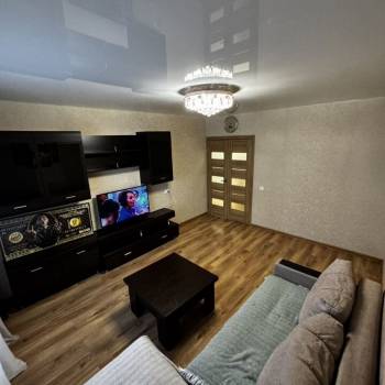Сдается 2-х комнатная квартира, 60 м²