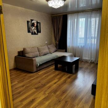 Сдается 2-х комнатная квартира, 60 м²