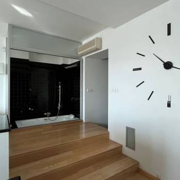 Продается 1-комнатная квартира, 58,4 м²