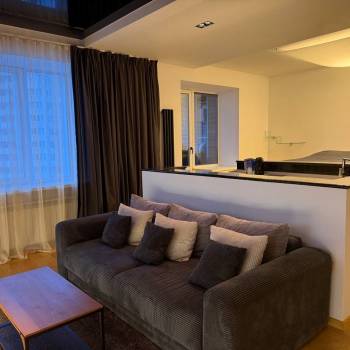 Продается 1-комнатная квартира, 58,4 м²
