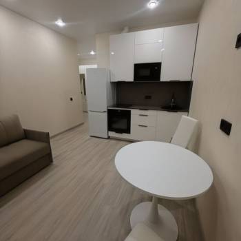 Продается 1-комнатная квартира, 36 м²