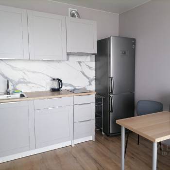 Продается 1-комнатная квартира, 40,9 м²