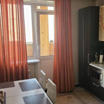 Сдается 2-х комнатная квартира, 53 м²