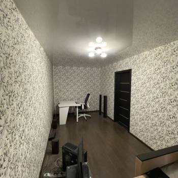 Продается Многокомнатная квартира, 70 м²