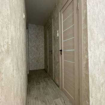 Продается Многокомнатная квартира, 70 м²