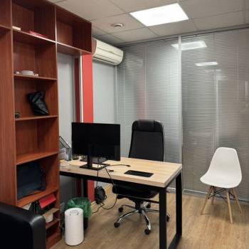 Сдается Нежилое помещение, 17 м²