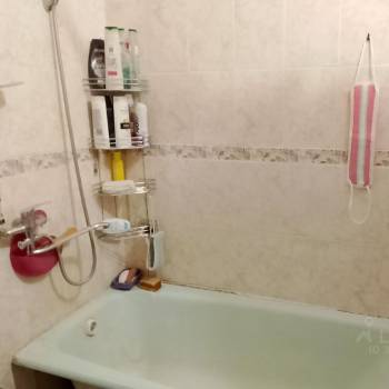 Продается 3-х комнатная квартира, 64 м²