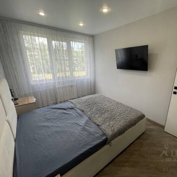 Продается 3-х комнатная квартира, 57 м²
