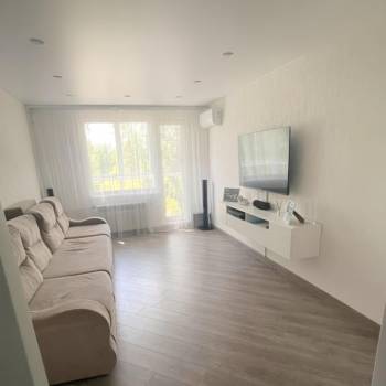 Продается 3-х комнатная квартира, 57 м²