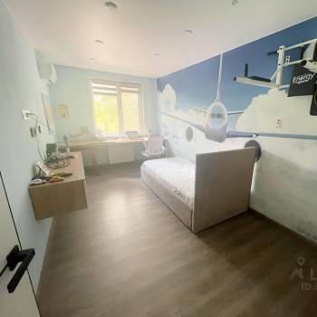 Продается 3-х комнатная квартира, 57 м²