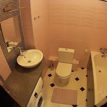 Продается 1-комнатная квартира, 38 м²