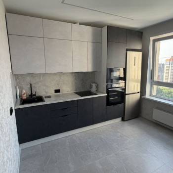 Сдается 2-х комнатная квартира, 70 м²