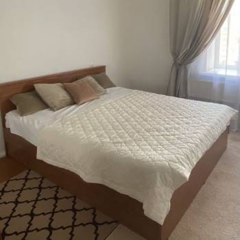 Сдается 2-х комнатная квартира, 70 м²