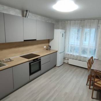Сдается 2-х комнатная квартира, 68,5 м²