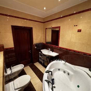 Продается 3-х комнатная квартира, 117,4 м²