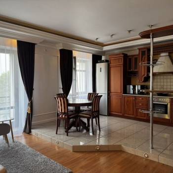 Продается 3-х комнатная квартира, 117,4 м²