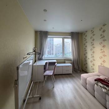 Сдается Многокомнатная квартира, 60 м²