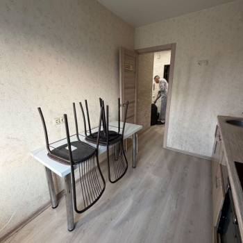 Сдается Многокомнатная квартира, 60 м²