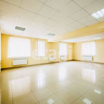 Сдается Нежилое помещение, 230 м²
