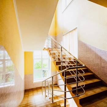 Сдается Нежилое помещение, 230 м²