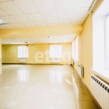 Сдается Нежилое помещение, 230 м²