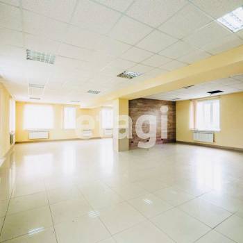 Сдается Нежилое помещение, 230 м²