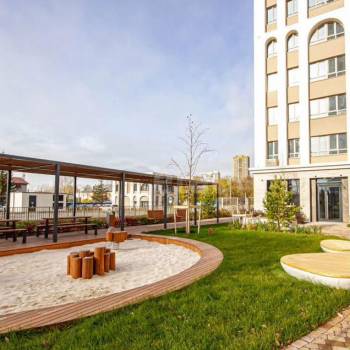 Продается 1-комнатная квартира, 50 м²
