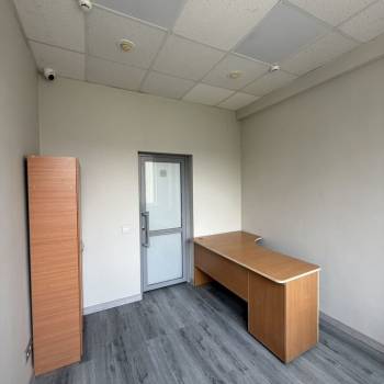 Сдается Нежилое помещение, 17 м²