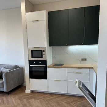 Сдается 1-комнатная квартира, 60 м²